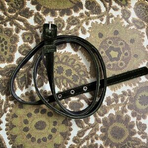 Vixen green velvet belt